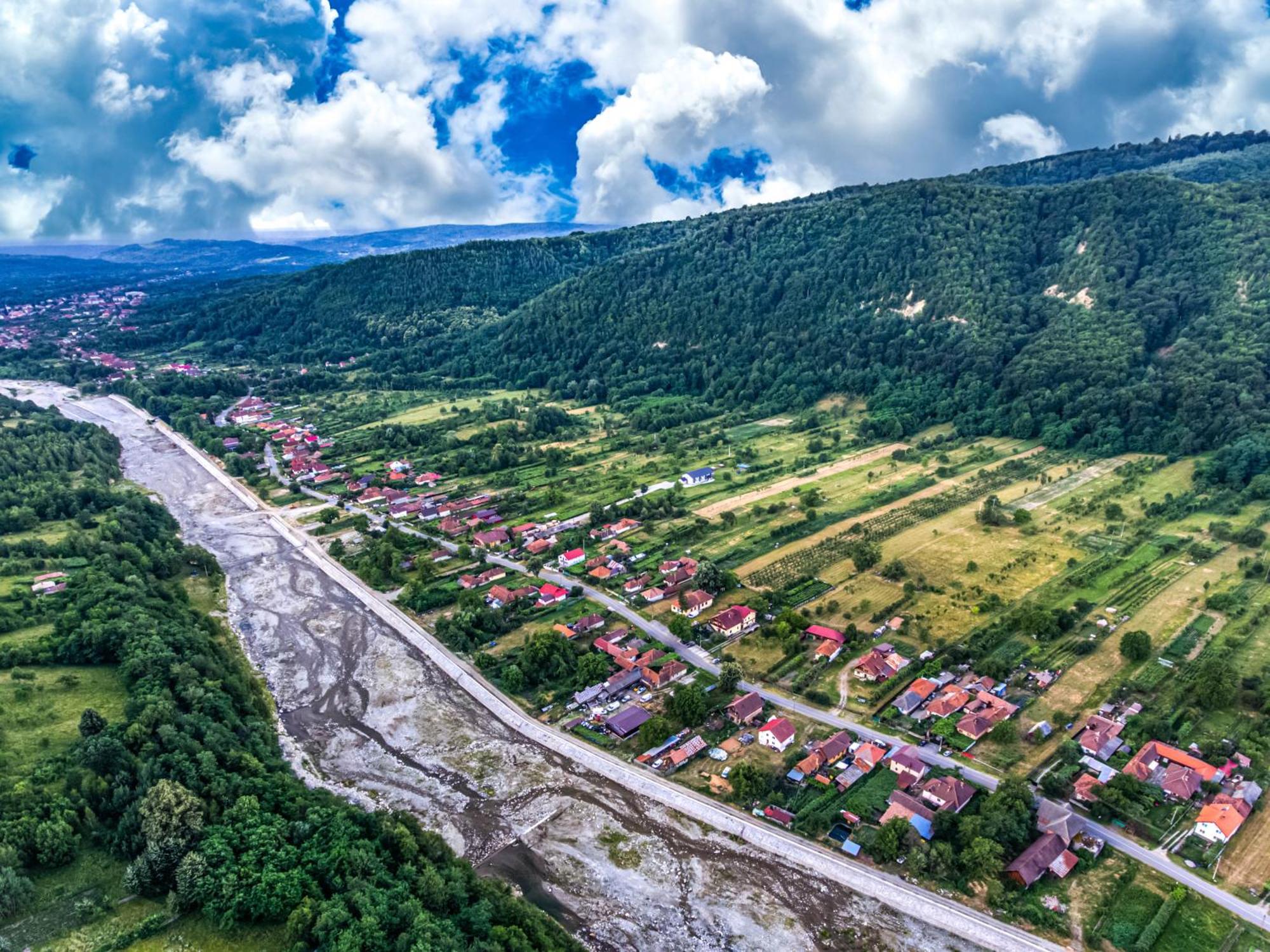 Transalpina Retreat Hotel Novaci-Străini Buitenkant foto